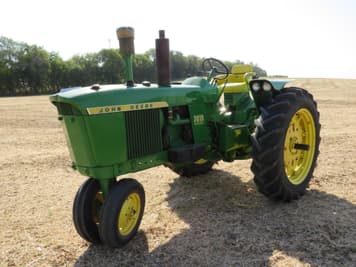 Main image John Deere 3010